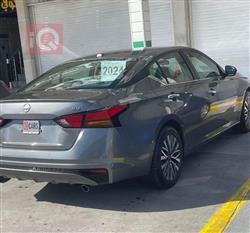 نيسان ألتيما